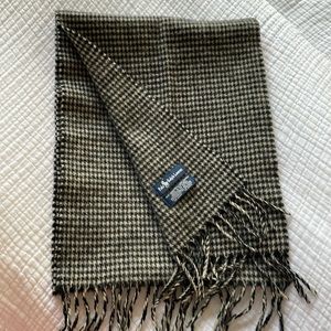 Ralph Lauren houndstooth scarf